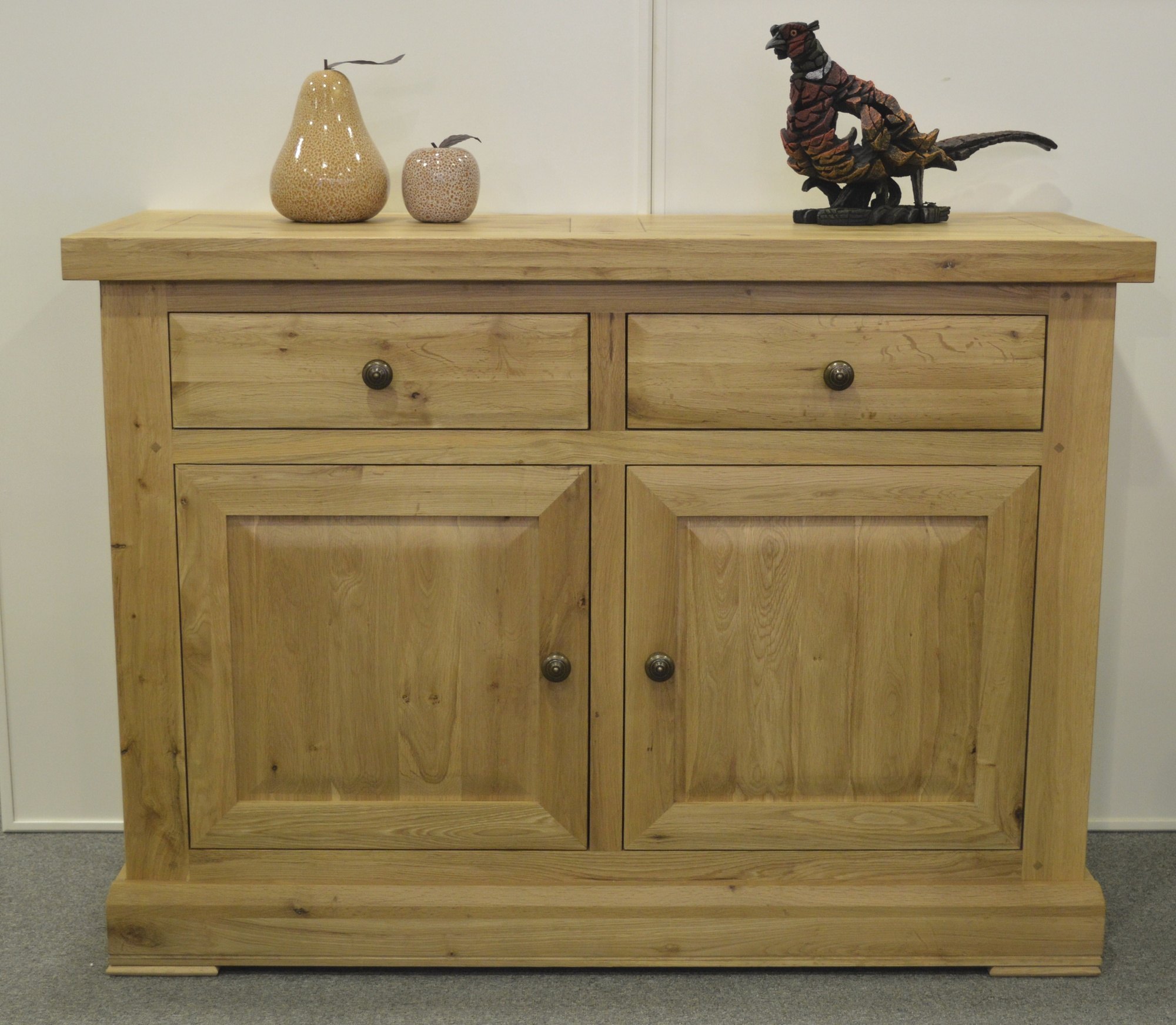 FRS009 2 Door Sideboard (1)